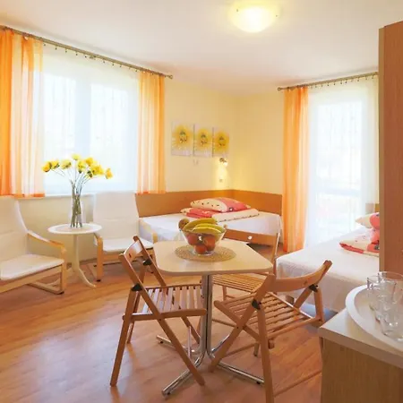 Solaris Apartment *