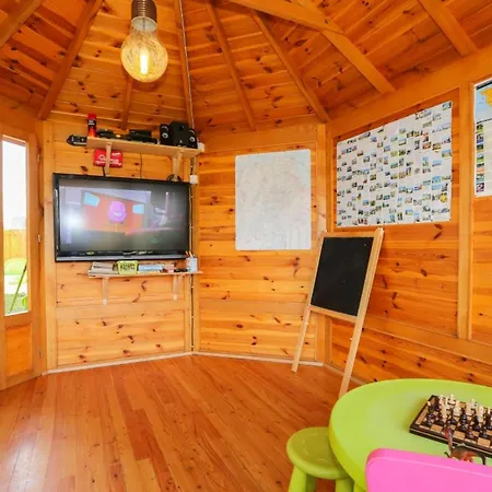 Solaris Apartment *